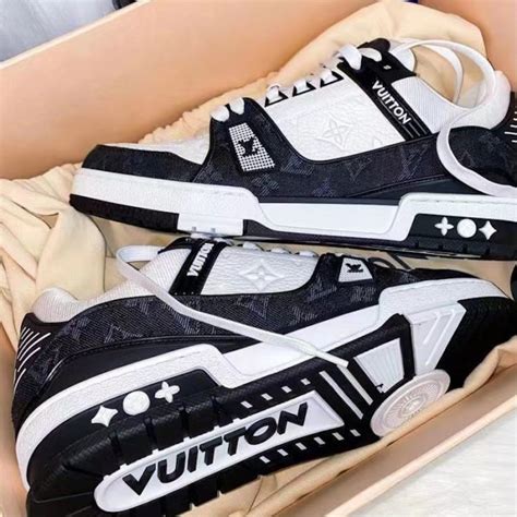 black louis vuitton sneakers